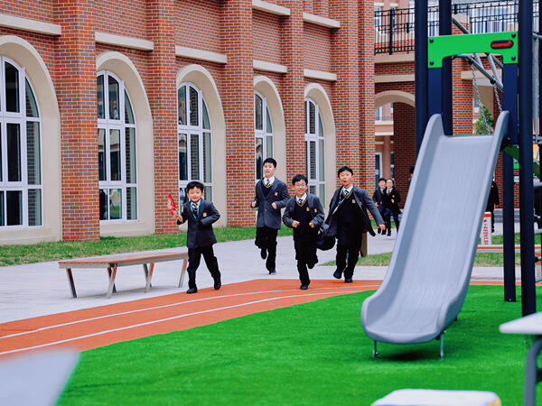 在校100天庆典,南通惠立学校